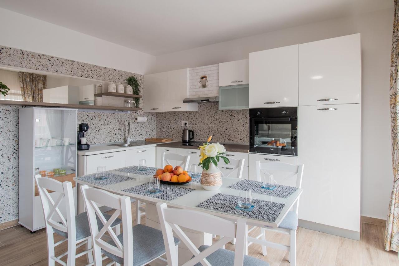 Apartment Matija Задар Экстерьер фото